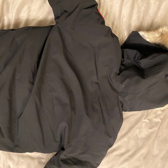 Canada Goose Genuine Fur Emory Parka - Men’s - Picture 7 of 7